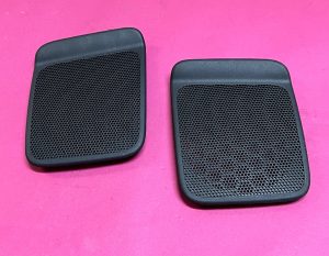 Ön Göğüs Torpido Sağ Sol Hoparlör Kapağı Renault Clio 2 HB '' Orjinal '' - 7700431695  7700431694
