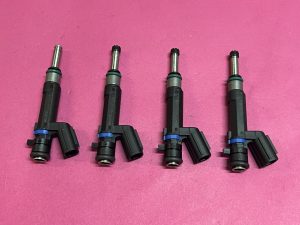 Enjektör Memesi Renault Megane 4 Duster Koleos 2 Talisman Fluence Megane 3 Scenic 4 Kadjar Nissan Qashqai Juke X-Trail Dacia Duster 1.6 16V H4M Motor ( 8 Çıkışlı ) '' Orjinal '' - 166001KT0A