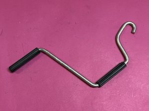 Araç Kaldırma Araba Krikosu Çevirme Kaldırma Kolu Levyesi Fiat Egea Doblo Linea Fiorino Renault Clio 3 Clio 4 Clio 5 Megane 2 Megane 3 Megane 4 Kangoo Fluence Latitude Laguna Captur Dacia Duster Logan Sandero Dokker Lodgy Opel Peugeot Universal '' Orjinal '' - 46826545