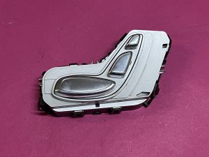 Sağ Koltuk Yatırma Bel Sırt Ayar Düğme Tuş Takımı Mercedes W205 C Serisi C160 C180 C200 E200 E180 C238 CLS 450 E300 AMG C257 '' Orjinal '' - A21390500047