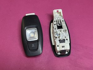 Led Tavan Okuma Lambası Renault Clio 5 Megane 4 Kadjar Talisman Captur 2 Scenic 4 Espace 5 Koleos 2 ( Siyah Renk ) '' Orjinal '' - 264307381R  264301419R  264304513R   6020016577