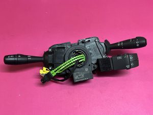 Far Sinyal Kumandası Silecek Kumanda Kolu Airbag Sargısı Renault Clio 4 Dacia Sandero 3 Stepway '' Orjinal '' - 255675284R  479452659R  Bosch  0265019153