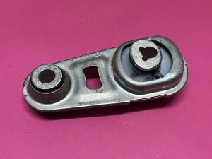 Arka Motor Şanzıman Takozu Kulağı Renault Kadjar Espace 5 Koleos 2 Megane 4 Talisman Nissan Qashqai X-Trail İnfinity 1.5 dci 1.6 dci 1.3 Dig-T '' Orjinal '' - 112383734R 113604EA0A