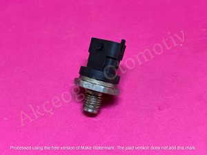 Yakıt Basınç Müşürü Mazot Rapma Müşürü Sensörü Renault Megane 2 Megane 3 Megane 4 Clio 4 Clio 3 Fluence Laguna 3 Talisman Dacia Dokker Lodgy Logan Sandero 2 Duster 1.5 DCİ K9K Motor '' Orjinal '' - 8201232985 8200576683 7701069618 Bosch 0281006241 