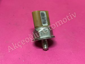 Emme Manifoldu Yakıt Basınç Sensörü Müşürü Audi A4 A6 A7 A8 Q5 Q7 3.0 TSİ Benzinli Volkswagen Golf Jetta Passat Tiguan Touareg Seat Skoda Kodiaq 1.4 TSİ  1.5 TSİ  3.0 TSİ  ( Benzinli Motor ) '' Orjinal '' - 03C906051C    55PP15-02