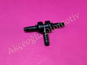 Yakıt Hortumu Ara Bağlantı Rekoru Mazot Borusu Hortum Çekvalfi Volkswagen Caddy Golf Jetta Passat Scirocco Tiguan Touran Audi A3 A4 S3 S4 Seat Altea Leon Toledo Skoda Octavia SuperB Fabia 1.2 1.4 TSİ Benzinli Motor '' Orjinal '' - 03C201542B   03C201542
