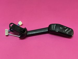 Cam Silecek Kumanda Kolu Silecek Kolu Skoda Fabia Octavia SuperB Volkswagen Golf 7 Seat İbiza Arona '' Orjinal '' - 2Q0953502C