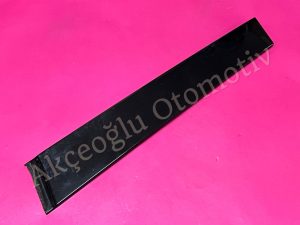 Sağ Ön Kapı Direk Kaplaması Direk Bakaliti Nissan Juke '' Orjinal '' - 802D26RA0A 802D2 6RA0A