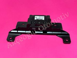 Arka Koltuk Orta Konsolu Aksesuar Prizi Girişi USB Soketi Okuyucu Renault Megane 5 Sedan Austral Espace 6 Megane e-Tech ( Arka Konsol ) '' Orjinal '' - 284H35397R  284H38566R