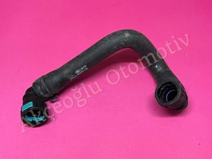 Radyatör Soğutucu Jaklı Su Hortumu Land Rover Range Rover Evoque Velar Range Rover Sport Jaguar İ-Pace E-Pace F-Pace '' Orjinal '' - M8A28D050CB   M8A2 8D050 CB