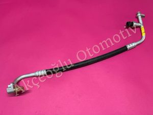 Müşürlü Klima Hortumu Borusu Renault Trafic 2 Opel Vivaro 2 '' Orjinal '' - 8200404970   93853934