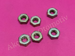 Alternatör Bağlantı Gergi Somunu Triger Eksantrik Tespit Somunu Renault Clio 2 Clio 3 Clio 4 Clio 5 Captur Captur 2 Espace Express Fluence Kangoo Kangoo 2 Laguna 1 Laguna 2 Laguna 3 Master 2 Master 3 Modus Megane 1 Megane 2 Megane 3 Megane 4 R19 Europa R21 Concorde Manager R5 Safrane Scenic 1 Scenic 2 Scenic 3 Symbol Thalia Trafic 2 Vel Satis Dacia Logan Sandero Lodgy Dokker Jogger Duster '' Orjinal '' - 7703032103