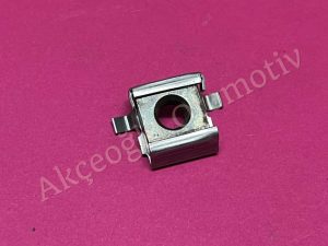 Benzin Deposu Yakıt Deposu Sabitleme Bağlantı Somunu Renault R12 Toros R9 Broadway Spring '' Orjinal '' - 7703044050