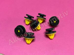 Kapı Döşeme Agrafı Klipsi Renault Espace 4 Kangoo Laguna Master 2 Megane 1 Scenic 1 Trafic 2 '' Orjinal '' - 7703077368