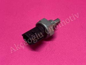 Hararet Isı Müşürü Sıcaklık Sensörü Renault Clio 3 Clio 4 Fluence Megane 1 Megane 2 Scenic 1 Scenic 2 Kangoo Laguna 2 Laguna 3 Dacia Sandero Duster Lodgy Dokker 1.5 K9K Dizel Motor '' Orjinal '' - 226306024R  8200561449