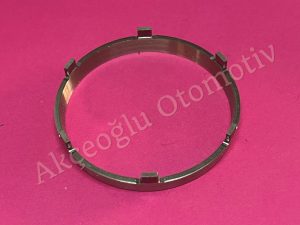 Senkromenç Sarısı 1. ve 2. Vites Senkromenç Dişlisi Fiat Palio Bravo Fiorino Punto Linea Doblo 3 Stilo Panda Alfa Romeo 147 156 Mito Giulietta Jeep Renegade ( 4 Tırnak ) '' Orjinal '' - 46776198