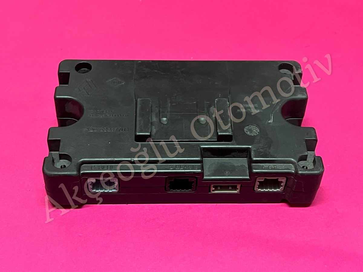 Aksesuar Prizi Ara Bağlantı Ünitesi Beyni Modülü Renault Clio 3 Espace 4 Fluence Megane 3 HB Symbol Joy 2 Kangoo 2 Koleos Laguna 3 Latitude Master 3 Scenic 3 '' Orjinal '' – 280240001R - Görsel 2