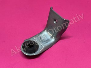 Sağ Yan Soğutma Radyatör Bağlantı Ayağı Suportu Dacia Logan Sandero 1 '' Orjinal '' – 8200765567