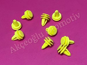 Kapı Döşeme Pano Klipsi ve Bagaj Döşeme Geçmesi Klipsi Agrafı Fiat Freemont Jeep Grand Cherokee  Dodge Durango Journey Charger Chrysler Mercedes '' Orjinal '' - 68085677AA