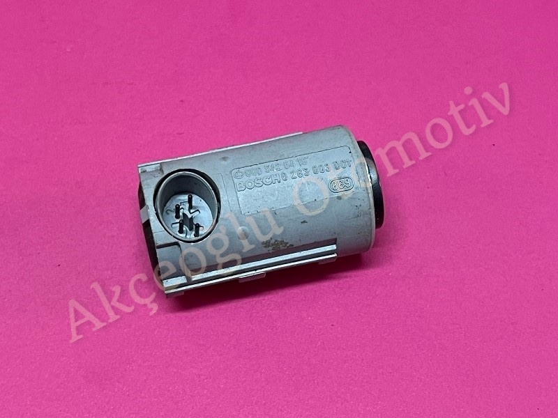 Mesafe Sensörü Park Sensörü Mercedes W203 C Serisi 2001 2007 Arası W210 E Serisi 1996 2002 Arası W211 E Serisi 2003 2009 Arası W209 CLK Serisi 1996 2009 Arası W220 S Serisi 1999 2006 Arası W164 M Serisi 2005 2011 Arası '' Orjinal '' - A0005425418 Bosch 0263003001 - Görsel 2