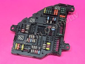 Sigorta Kutusu Paneli Tablası Röle Kutusu BMW F10 F11 5 Serisi F12 6 Serisi F01 F02 7 Serisi '' Orjinal '' - 9252813 1670499