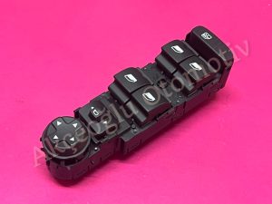Sol Ön Cam Açma Düğme Paneli Kumanda Çerçevesi Katlanır Ayna Ayar Düğmeli Peugeot 208 308 408 508 2008 3008 e-208 e-308 Rifter Citroen C4 C4X e-C4 e-C4X Berlingo Opel Astra Corsa Mokka Frontera Toyota Proace City Fiat Doblo 4 ( Ayna Kumandalı ) '' Orjinal '' - 96788281ZD